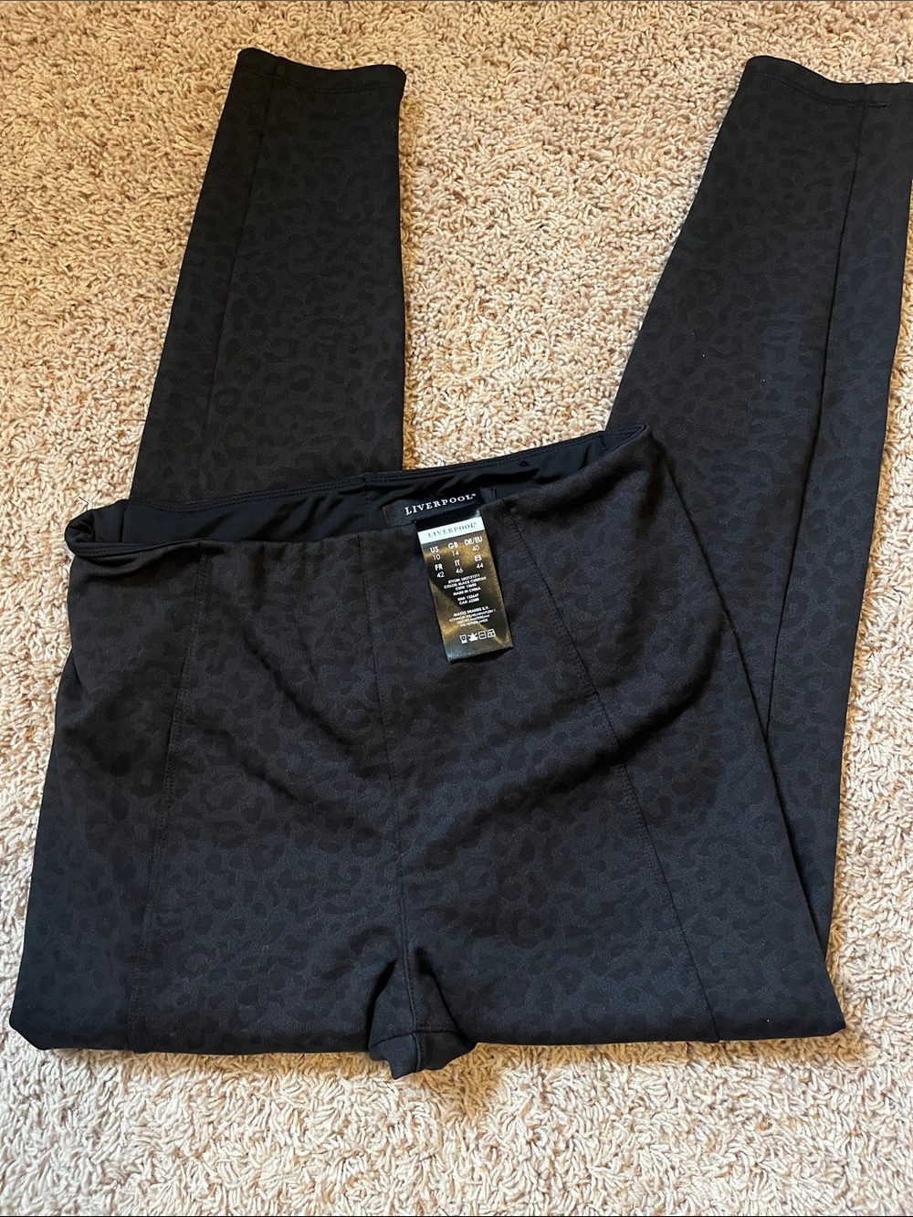 Liverpool Black Cheetah Print women’s skinny pants - US 10
